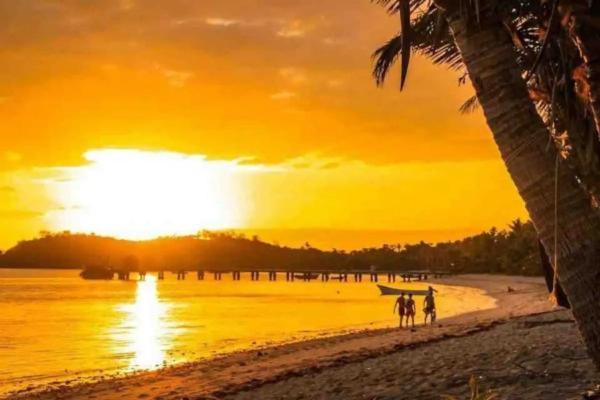 Mana Lagoon Backpackers Villa Luaran gambar