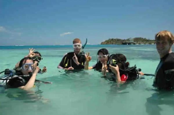 Mana Lagoon Backpackers Villa Luaran gambar